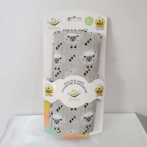 NWT-BBdoo100% Cotton Muslin Swaddles